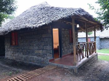 Mara Chui Camp Hotel Ololaimutiek Bagian luar foto
